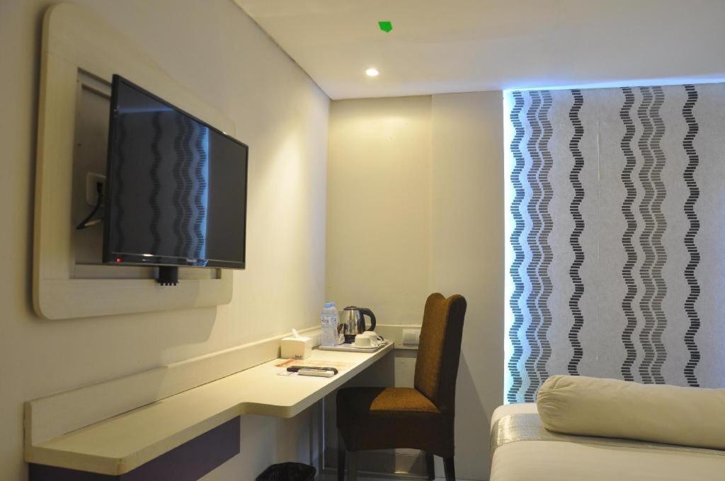 Vio Hotel Veteran Bandung Exterior foto